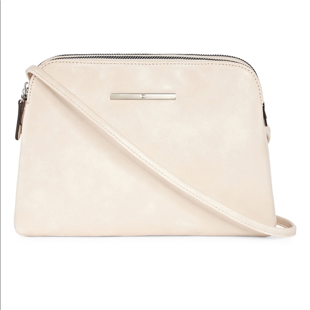 NWT crossbody purse- cream